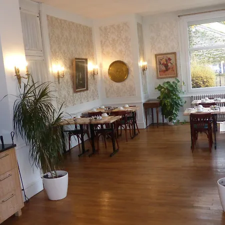 Otel Des Thermes Bourbon-lʼArchambault