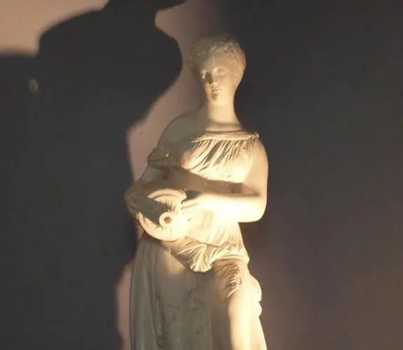 Des Thermes 2* Bourbon-lʼArchambault